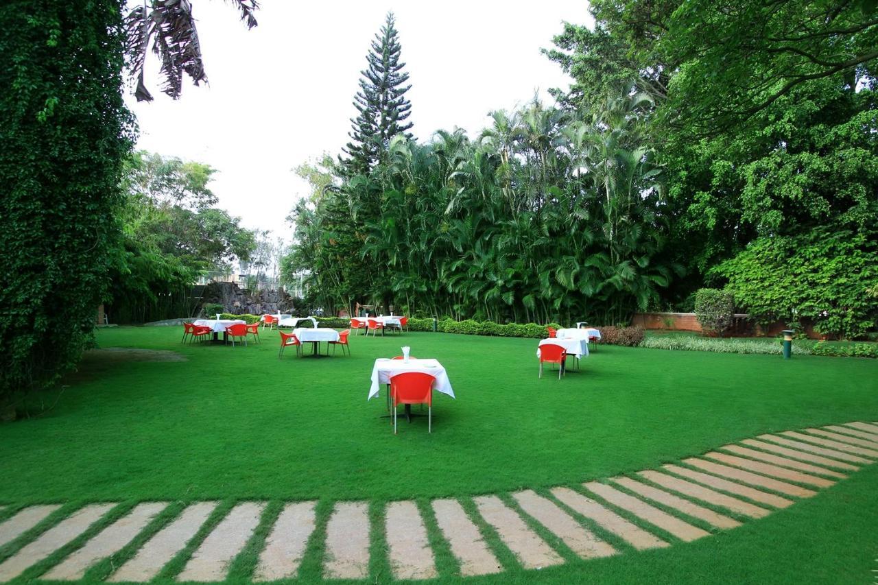 Royal Inn Mysore Esterno foto