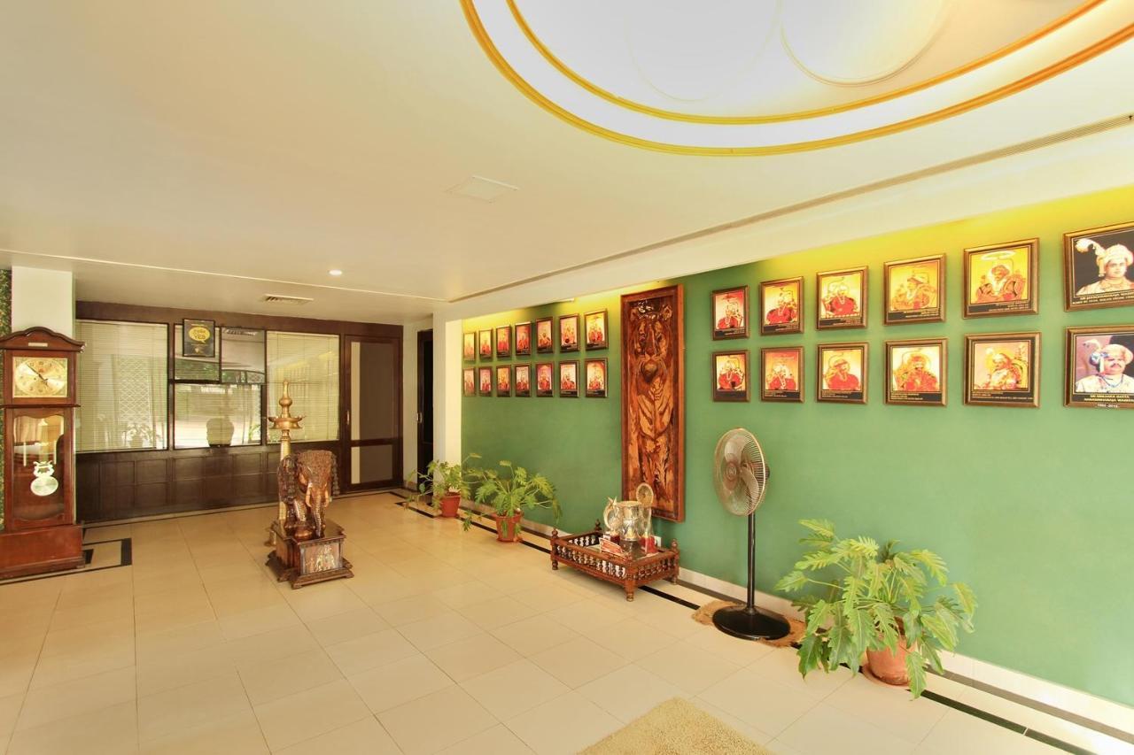 Royal Inn Mysore Esterno foto